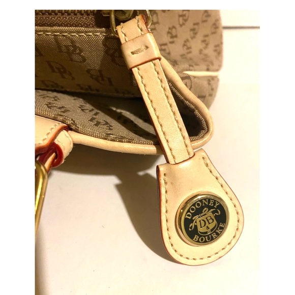 Dooney bourke DB signature print canvas Designer Tote Bag - Picture 6 of 12